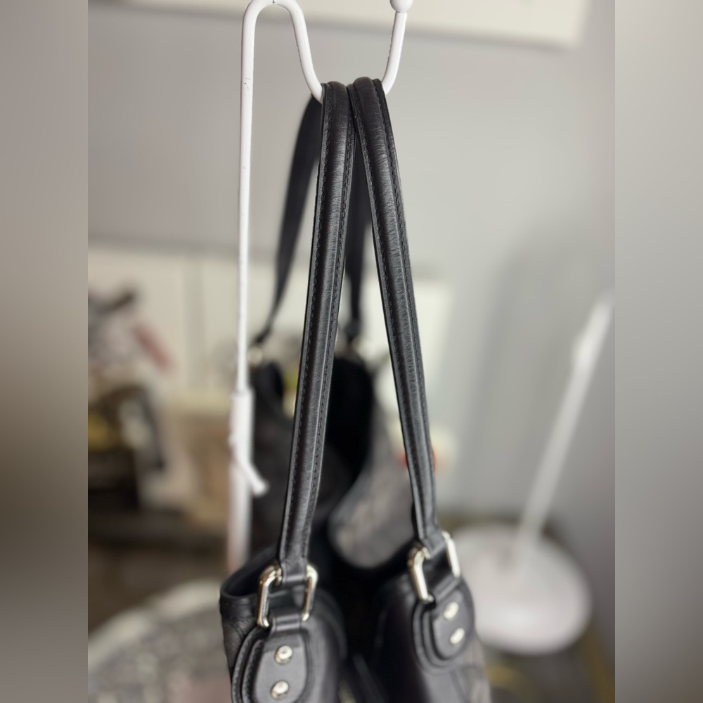 Coach 2017 Edie 31 shoulder bag EUC - Picture 9 of 15
